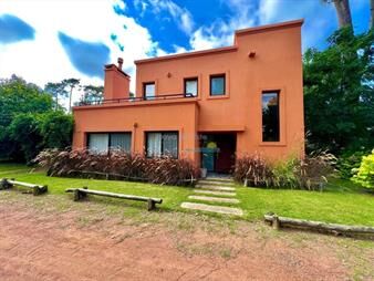 https://www.gallito.com.uy/alquiler-anual-y-venta-casa-2-dormitorios-en-inmuebles-27740037