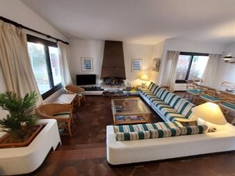https://web5.gallito.com.uy/casa-en-venta-parada-de-playa-mansa-punta-del-inmuebles-27740051