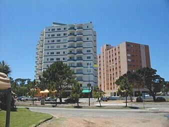 https://www.gallito.com.uy/monoambiente-en-zona-aidy-grill-inmuebles-27740081