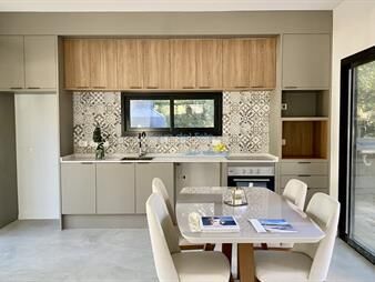 https://www.gallito.com.uy/hermosa-casa-3-dormitorios-piscina-a-estrenar-inmuebles-27740218
