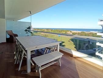 https://web5.gallito.com.uy/amplio-penthouse-con-hermosa-vista-al-mar-y-inmuebles-27740253