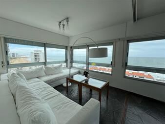https://www.gallito.com.uy/hermoso-apartamento-con-vista-al-mar-inmuebles-27745355