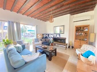 https://www.gallito.com.uy/casa-en-la-barra-punta-del-este-inmuebles-27610505