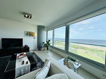 https://www.gallito.com.uy/oportunidad-en-venta-apartamento-sobre-playa-de-inmuebles-27740168