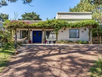 https://web5.gallito.com.uy/alquiler-temporario-de-casa-de-3-dormitorios-en-tã­o-tom-p-inmuebles-27522397