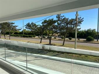 https://web5.gallito.com.uy/apartamento-en-venta-frente-la-mar-en-punta-del-inmuebles-18769657