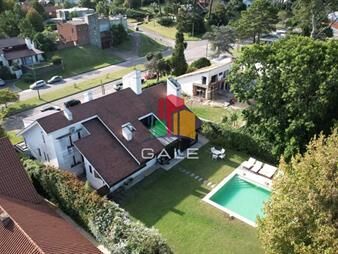 https://www.gallito.com.uy/casa-a-la-venta-en-playa-mansa-punta-del-este-en-inmuebles-25434152