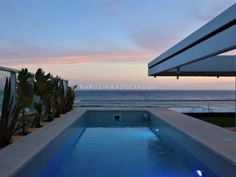 https://web5.gallito.com.uy/apartamento-en-venta-de-4-dormitorios-en-tiburon-inmuebles-27750067