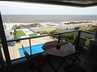https://web5.gallito.com.uy/apartamento-en-venta-de-3-dormitorios-en-punta-inmuebles-19879208