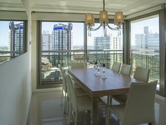 https://web5.gallito.com.uy/apartamento-en-venta-con-vista-al-mar-en-torre-inmuebles-21908230