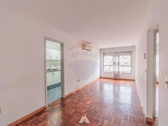 https://web5.gallito.com.uy/venta-apartamento-1-dormitorio-centro-garage-inmuebles-27596256