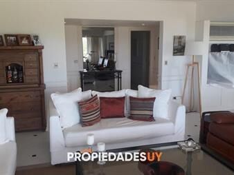 https://www.gallito.com.uy/apartamento-brava-4-dormitorios-alquiler-y-venta-inmuebles-26156642