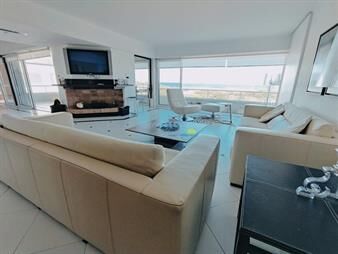 https://www.gallito.com.uy/alquiler-de-temporada-de-hermoso-apartamento-4-inmuebles-27739685