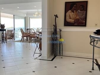 https://web5.gallito.com.uy/amplio-apartamento-en-primera-linea-inmuebles-27739951