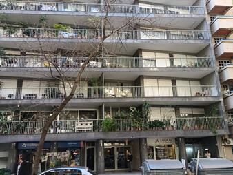 https://www.gallito.com.uy/venta-apartamento-3-dormitorios-y-garage-en-pocitos-inmuebles-27503178