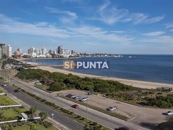 https://web5.gallito.com.uy/torre-de-jerarquia-frente-al-mar-departamento-inmuebles-27609680