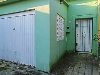 https://web5.gallito.com.uy/alquiler-casa-2-dormitorios-patio-garage-sayago-inmuebles-27753651