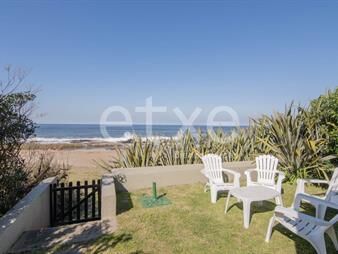 https://www.gallito.com.uy/casa-en-venta-sobre-la-playa-faro-la-paloma-inmuebles-27050702