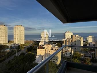 https://web5.gallito.com.uy/en-venta-apartamento-de-3-dormitorios-en-playa-inmuebles-27374831