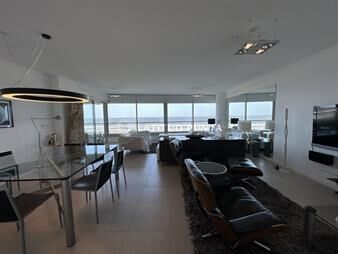https://web5.gallito.com.uy/apartamento-en-le-parc-3-suites-mas-dependencia-inmuebles-24184979
