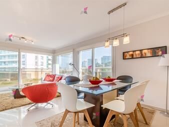 https://web5.gallito.com.uy/moderno-apartamento-de-3-dormitorios-a-pocas-del-inmuebles-27003819