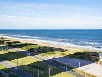 https://web5.gallito.com.uy/hermoso-departamento-en-venta-de-3-dormitorios-inmuebles-22979731