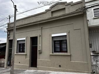 https://web5.gallito.com.uy/casa-ph-en-venta-3-dormitorios-azotea-pã©rez-inmuebles-26551613