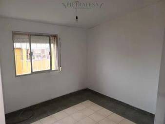 https://web5.gallito.com.uy/apartamento-en-alquiler-2-dormitorios-1-baño-inmuebles-27738877
