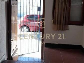 https://web5.gallito.com.uy/ventala-comercialcasa2-dormitoriosrent-aprox-68-inmuebles-26386165