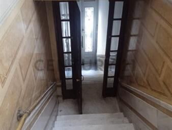 https://web5.gallito.com.uy/3-locales-comerciales-mas-casa-de-altos-con-renta-en-cord-inmuebles-26386196