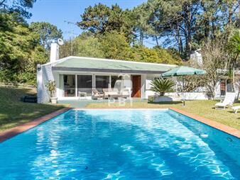https://www.gallito.com.uy/casa-en-venta-portezuelo-bosque-3-dormitorios-inmuebles-27756959