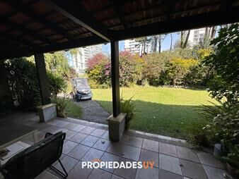 https://www.gallito.com.uy/alquiler-anual-casa-de-4-dormitorios-en-punta-del-este-inmuebles-27513630