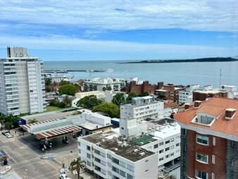 https://web5.gallito.com.uy/apartamento-en-torre-gattas-con-muy-buena-vista-a-inmuebles-26284755