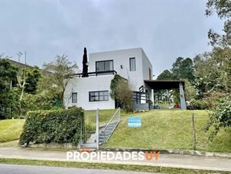 https://web5.gallito.com.uy/casa-en-venta-en-pinares-inmuebles-24437853
