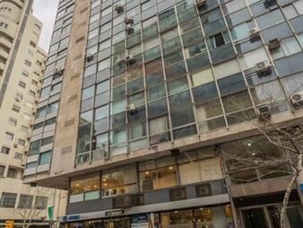 https://web5.gallito.com.uy/venta-monoambiente-rio-branco-y-18-con-garaje-inmuebles-27756284
