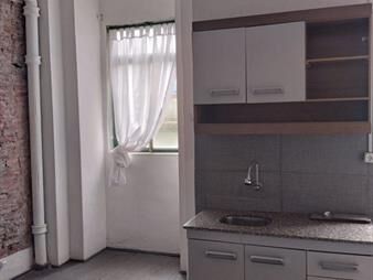 https://web5.gallito.com.uy/apto-de-1-dormitorio-reciclado-en-ciudad-vieja-inmuebles-27763954