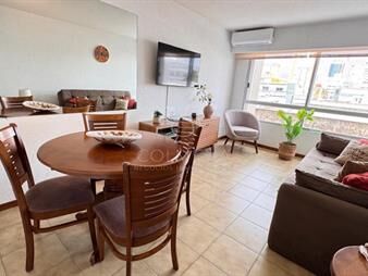 https://web5.gallito.com.uy/aptartamento-muy-bien-ubicado-en-la-entrada-de-la-inmuebles-27757014