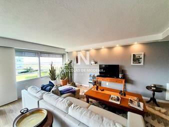 https://www.gallito.com.uy/venta-apartamento-reciclado-de-3-dormitorios-en-inmuebles-25041533