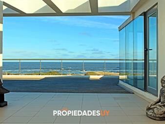 https://web5.gallito.com.uy/venta-penthouse-en-primera-linea-de-playa-brava-inmuebles-27124392