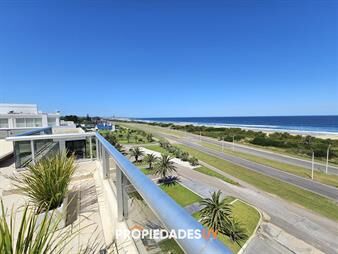 https://web5.gallito.com.uy/playa-brava-3-dormitorios-en-suite-con-barbacoa-inmuebles-26645941
