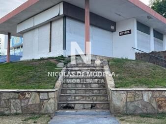 https://web5.gallito.com.uy/vende-casa-en-mansa-punta-del-este-con-3-inmuebles-27478176