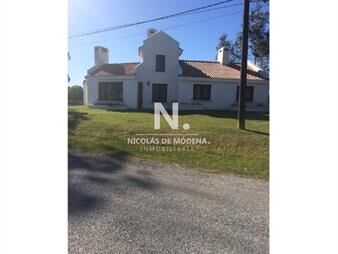 https://web5.gallito.com.uy/vende-casa-de-3-dormitorioscon-gran-extensiã³n-de-inmuebles-26046655
