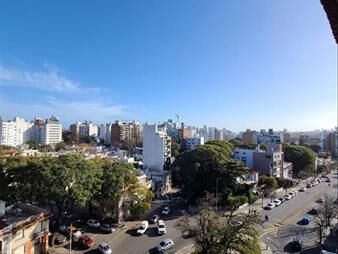 https://web5.gallito.com.uy/amplio-apto-amoblado-con-vista-panoramica-inmuebles-27764216