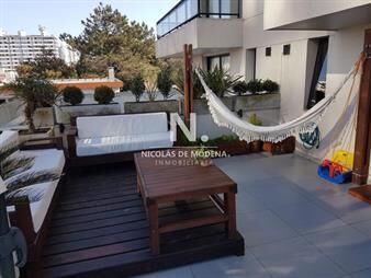 https://web5.gallito.com.uy/apartamento-en-la-aidy-grill-punta-del-este-en-inmuebles-25000740