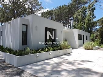 https://web5.gallito.com.uy/casa-a-la-venta-en-la-barra-inmuebles-25034792