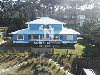 https://web5.gallito.com.uy/casa-de-4-dormitorios-en-la-barra-montoya-a-una-inmuebles-25038417