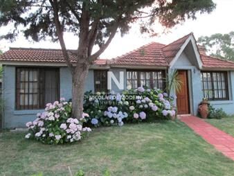 https://web5.gallito.com.uy/casa-en-punta-del-este-jardines-de-cã³rdoba-inmuebles-24499806