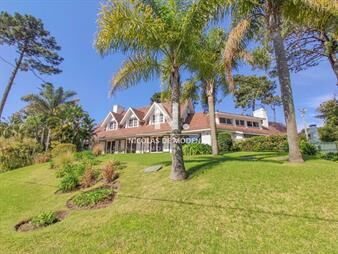 https://web5.gallito.com.uy/casa-en-venta-el-playa-mansa-punta-del-este-inmuebles-25034368
