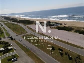 https://web5.gallito.com.uy/departamento-frente-al-mar-de-3-dormitorios-en-inmuebles-24987404