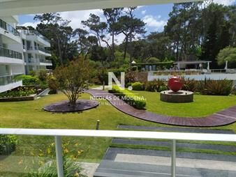 https://web5.gallito.com.uy/apartamento-de-1-dormitorio-en-playa-mansa-punta-inmuebles-25034263